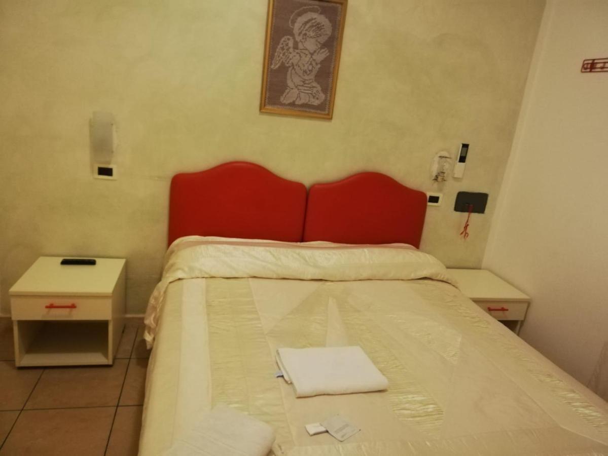 Hotel Fatima Ρίμινι Εξωτερικό φωτογραφία
