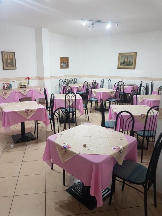 Hotel Fatima Ρίμινι Εξωτερικό φωτογραφία